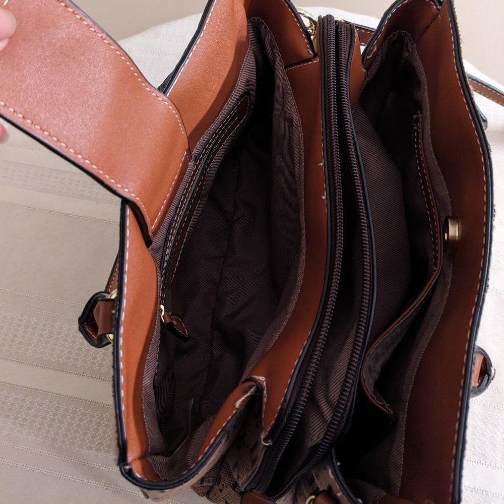 London Fog, Dark Brown Logo Canvas , Kate Satchel Style, Slightly use. - Picture 7 of 12
